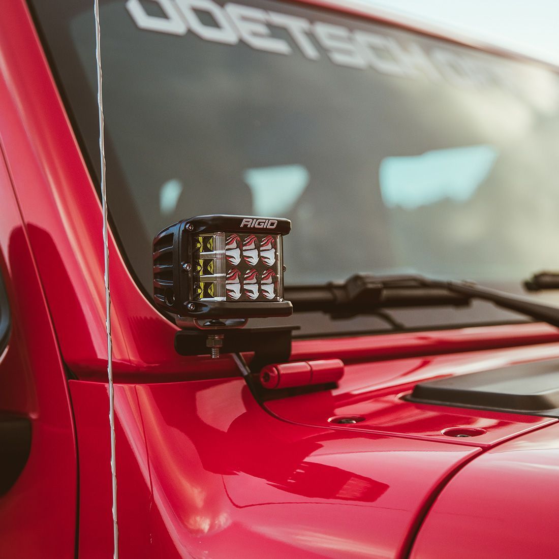 '18-23 Jeep JL A-Pillar Light Mount Rigid Industries close-up