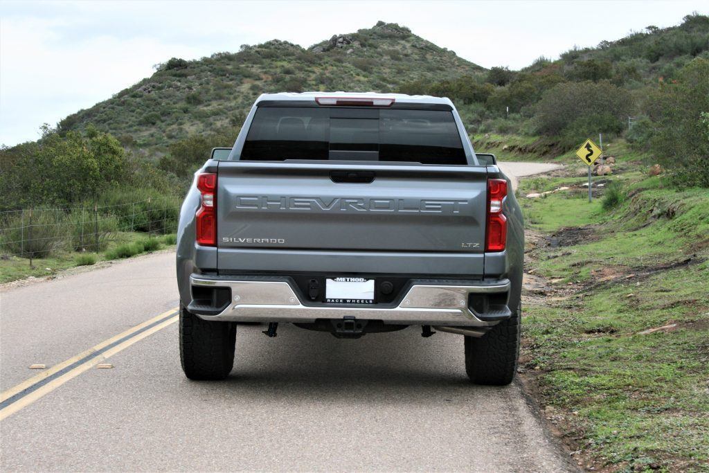 '19-23 Chevrolet Silverado Bedsides 5.8ft Bed-4" Bulge Fiberglass Fiberwerx display