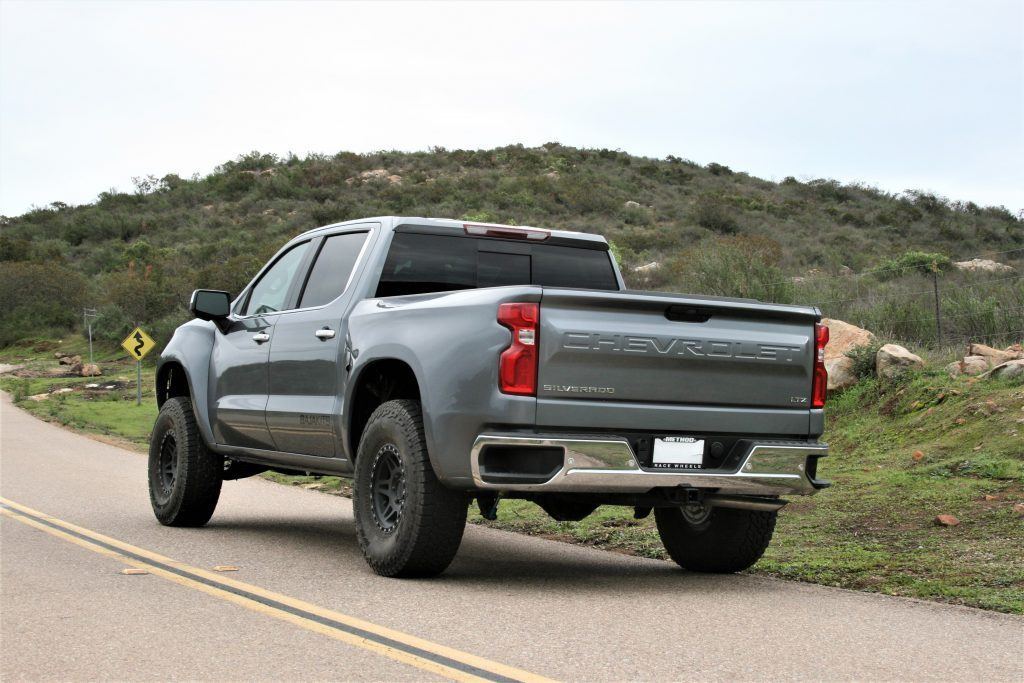 '19-23 Chevrolet Silverado Bedsides 5.8ft Bed-4" Bulge Fiberglass Fiberwerx display