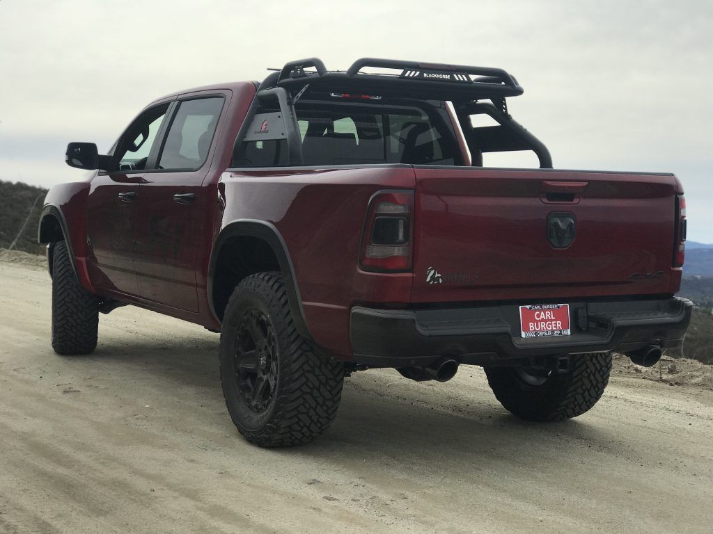 '19-23 Ram Fenders | 4.5" Bulge Fiberglass Fiberwerx display