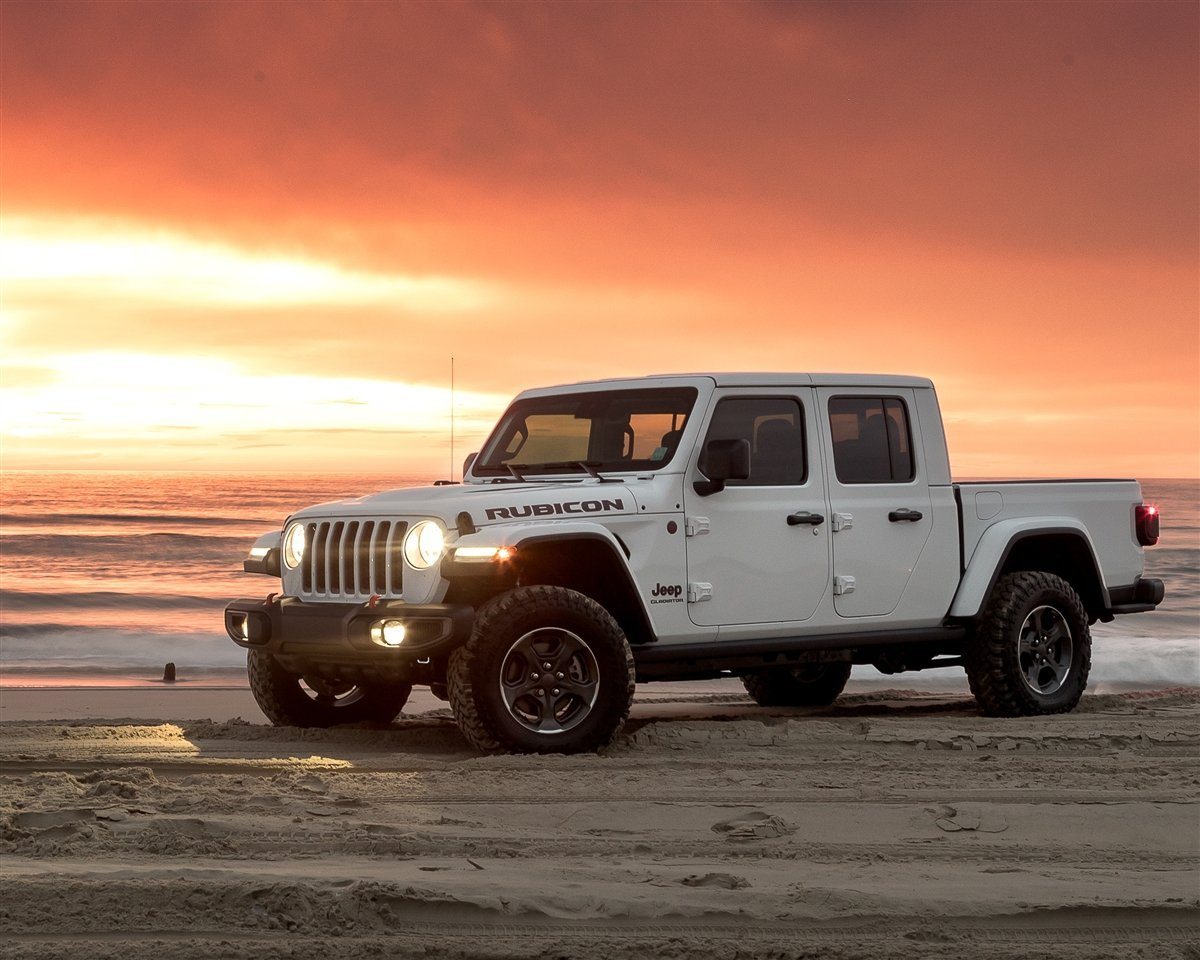 '20-22 Jeep Gladiator (JT) V6 Supercharger System Magnuson Superchargers display