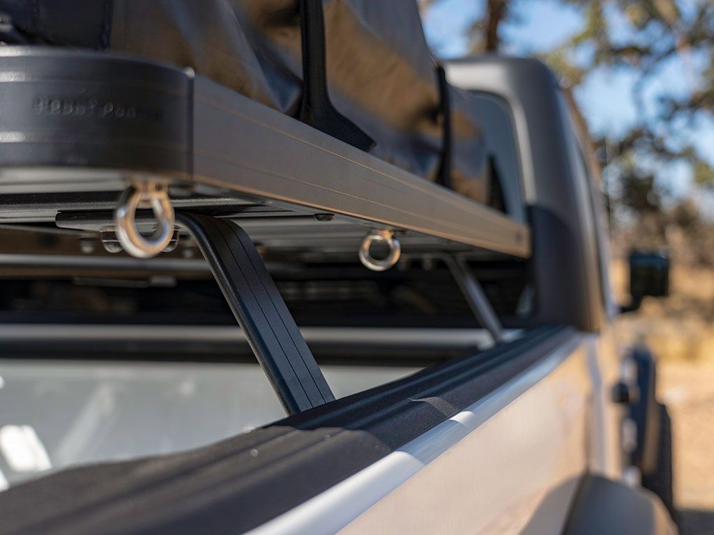 '20-23 Jeep Gladiator (JT) Slimline II Load Bed Rack Kit Front Runner close-up