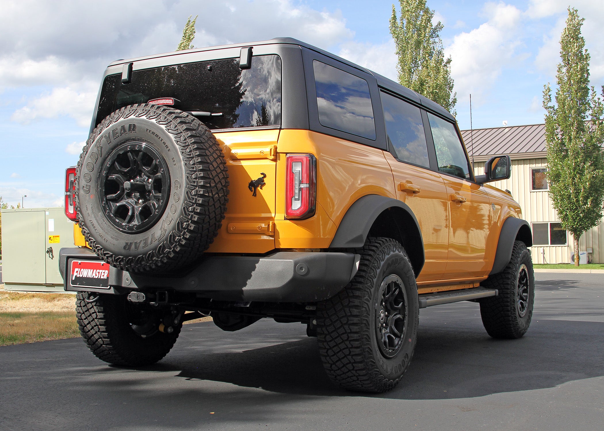 '21-23 Ford Bronco American Thunder Axle-Back Exhaust System Flowmaster display