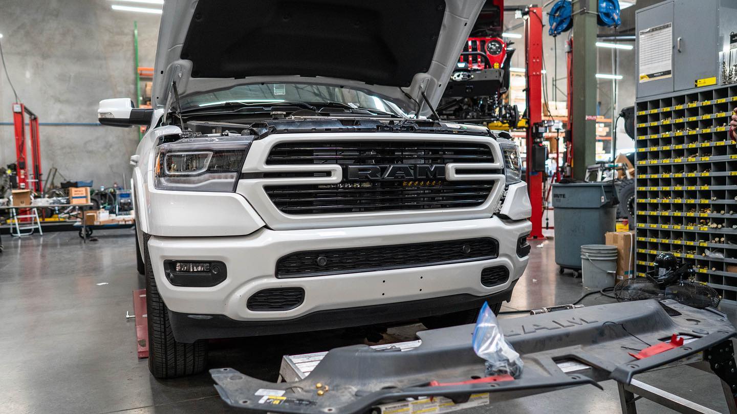 '19-23 Ram 1500 SDHQ Built Behind the Grille LED Light Bar Mount