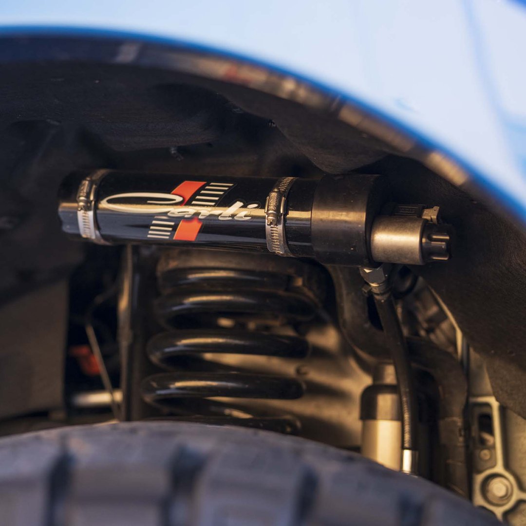 '17-22 Ford F250/350 Carli E-Venture Suspension System-2.5" Lift Close-up Display on vehicle 