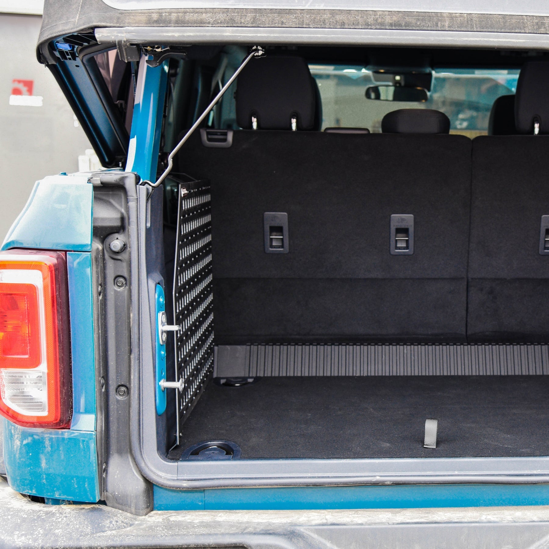 '21-24 Ford Bronco 4-Door Builtright Industries Molle Compatible Cargo Single Panel-Driver/Passenger Side Display in Vehicle 