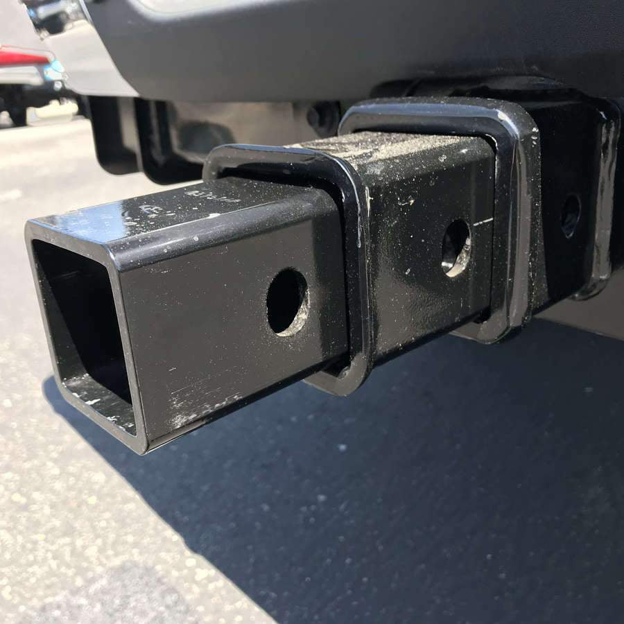 Factor 55 - HitchLink 3.0 Close-up Display on vehicle 