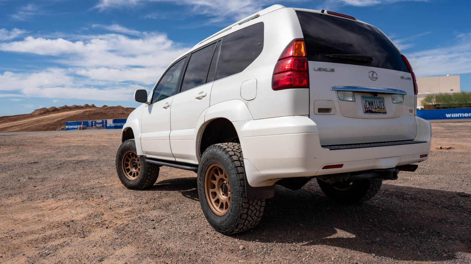 '03-09 Lexus GX470 SDHQ Built Rock Sliders display