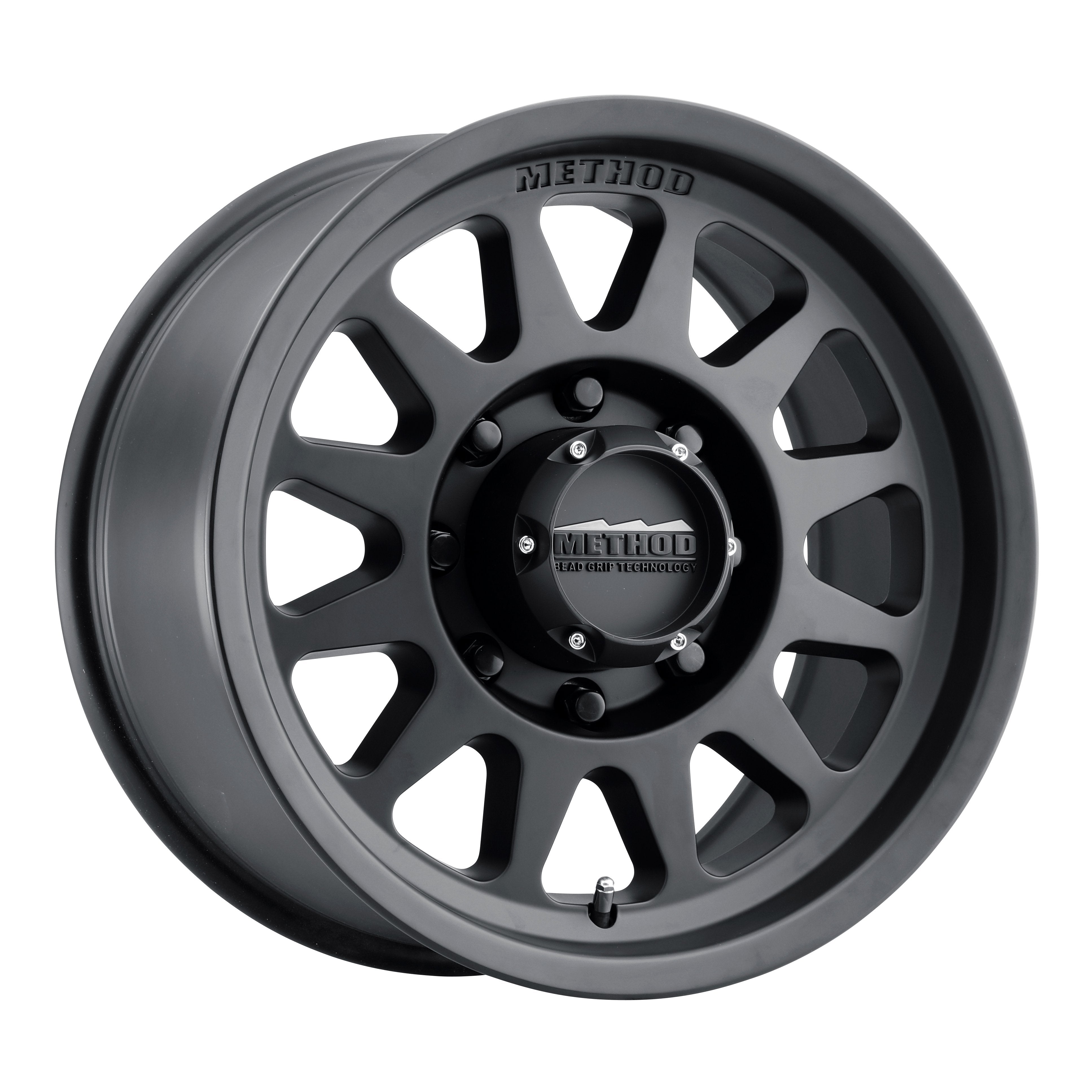 704 HD Trail Series Matte Black Finish Wheels Method display