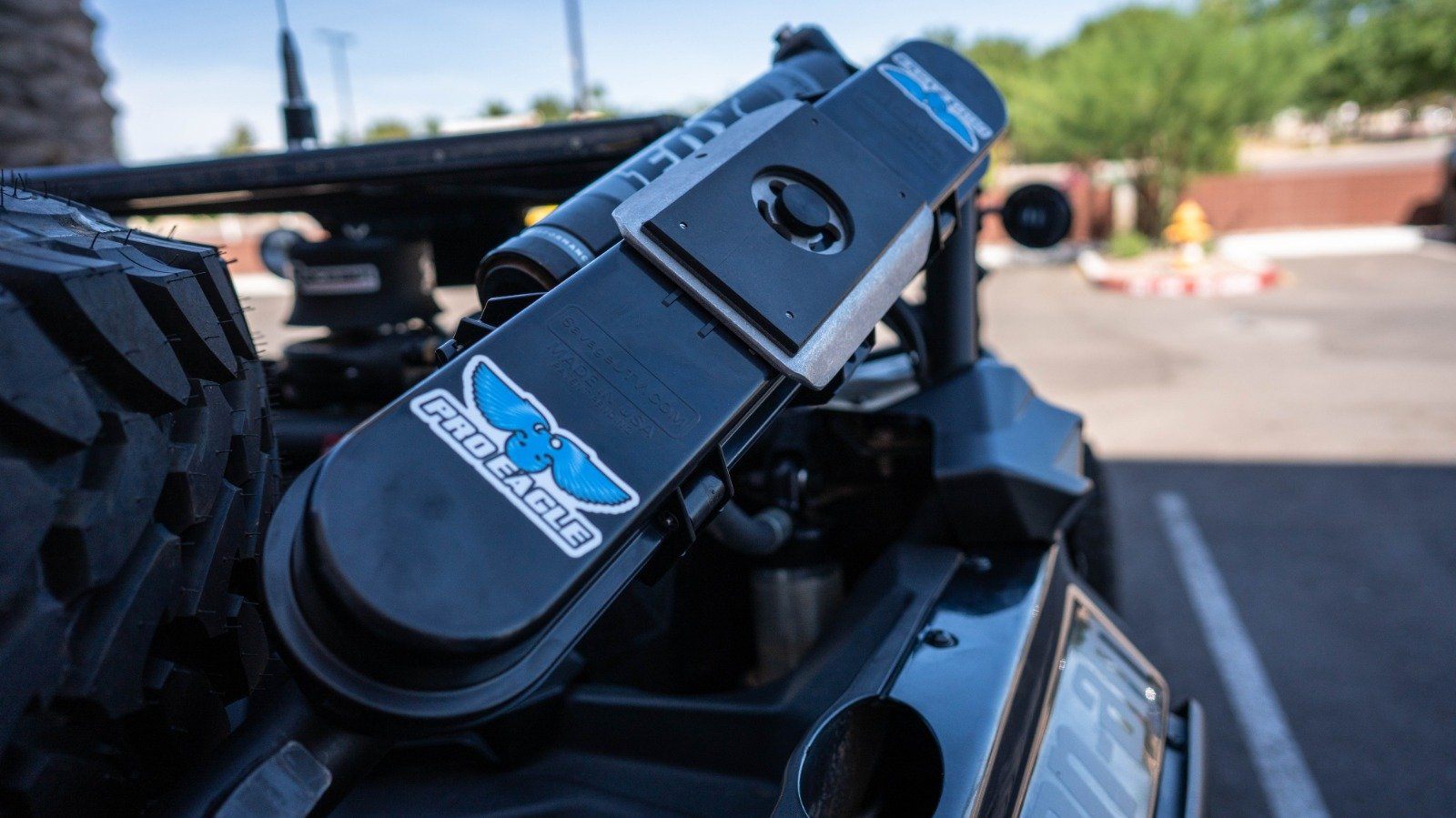 Phoenix Air Jack Case Trail Gear Savage UTV  close-up