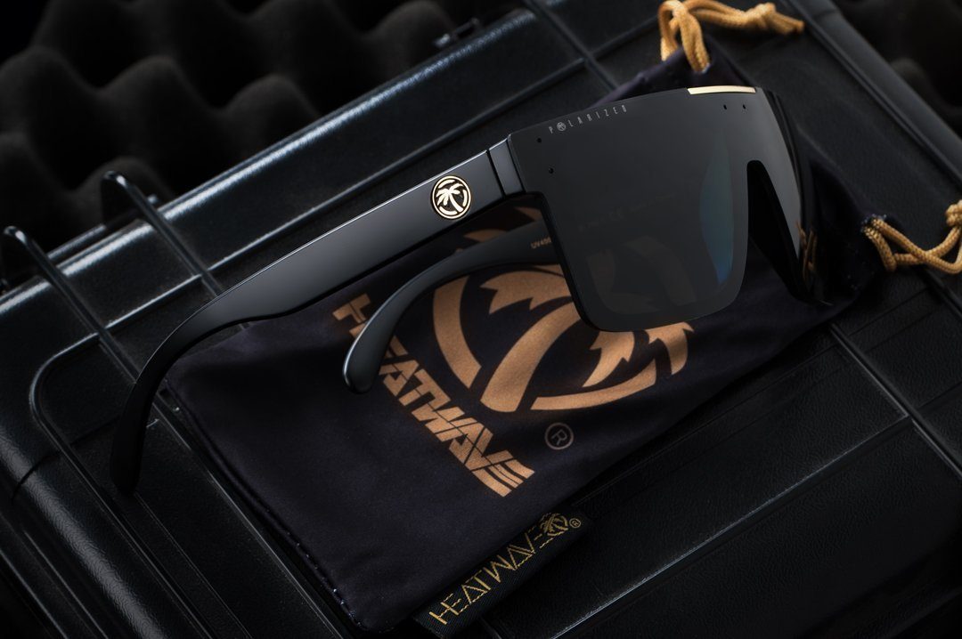 Quatro Series Black/Gold Sunglasses Heatwave 